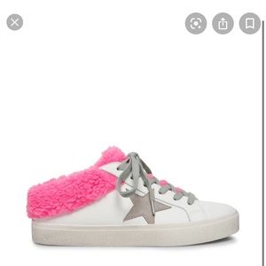 Steve Madden pink fur slip ons